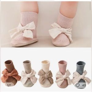Baby Girls Socks Newborn Baby Bowknot Socks pink and cream 6-12 month